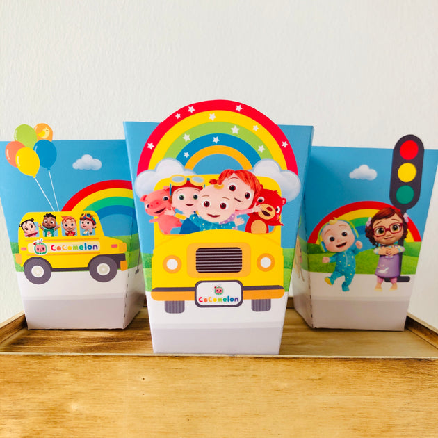 Cocomelon - The Wheels On The Bus Lunch Box - Red