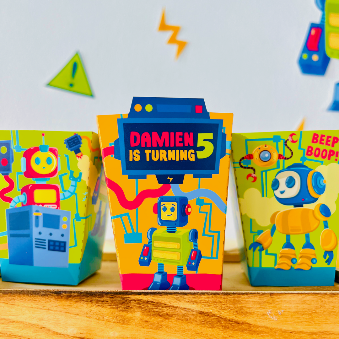 Robots and Science Favor Boxes