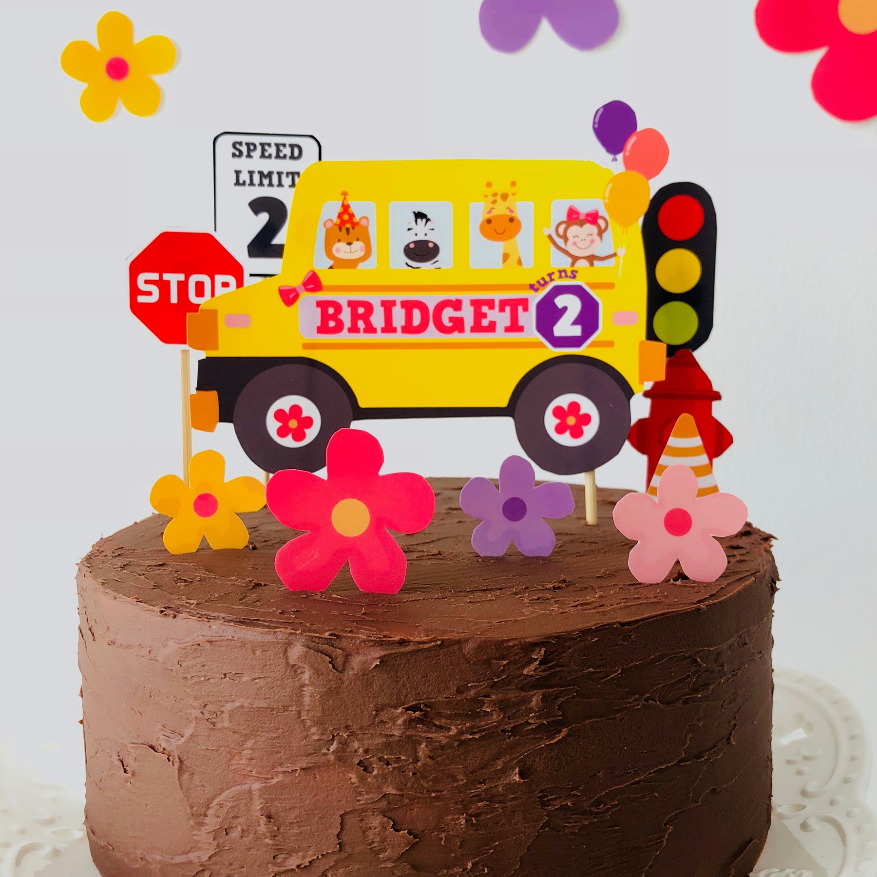 Bus　on　Girl　the　Pigsy　Wheels　–　Cake　Topper　Party　Printable　PigsyParty